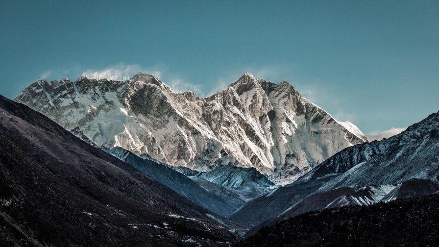 Amazing Beautiful Mountains Hills and Snow