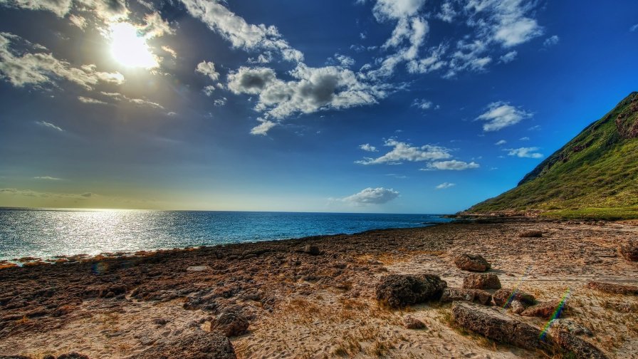 Amazing Beautiful Sunrays on the Beach