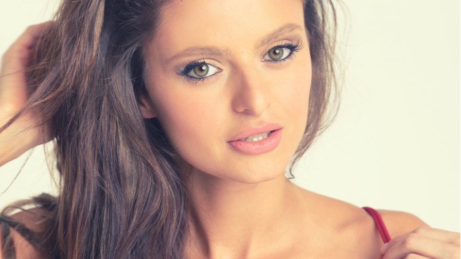 Dana Harem Pretty Young Girl