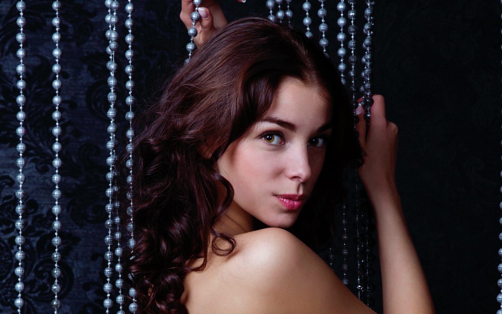 Evita Lima Sexy Hot Teen Girl with Cute Face and Nice Lips