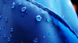 Water Drops on the Dress